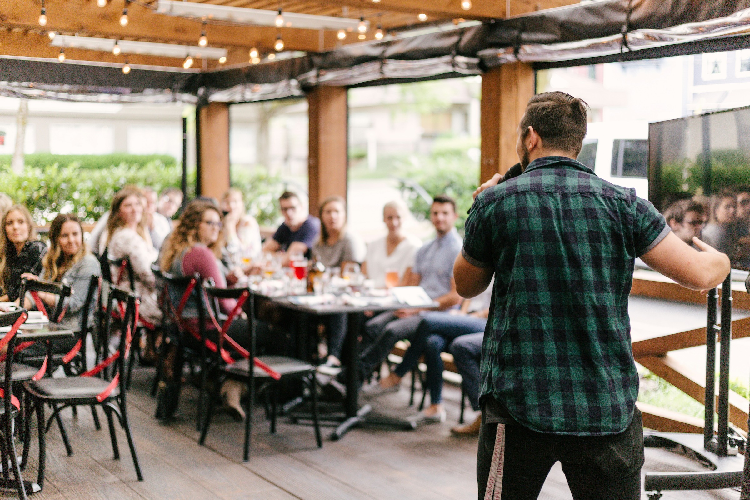 How to Prepare a Speech Without It Sounding Scripted